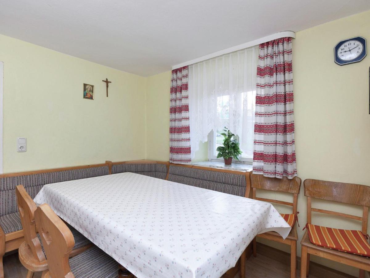 Holiday Home With Garden Near The Forest Arnschwang ภายนอก รูปภาพ