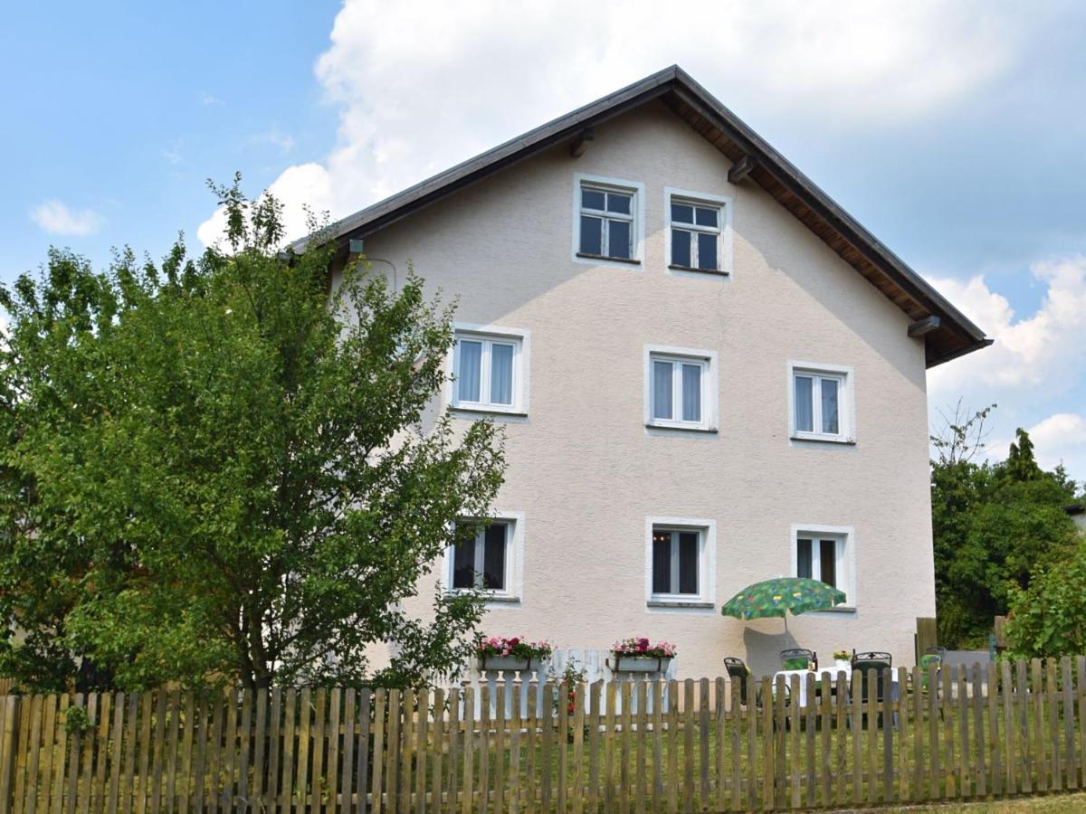Holiday Home With Garden Near The Forest Arnschwang ภายนอก รูปภาพ