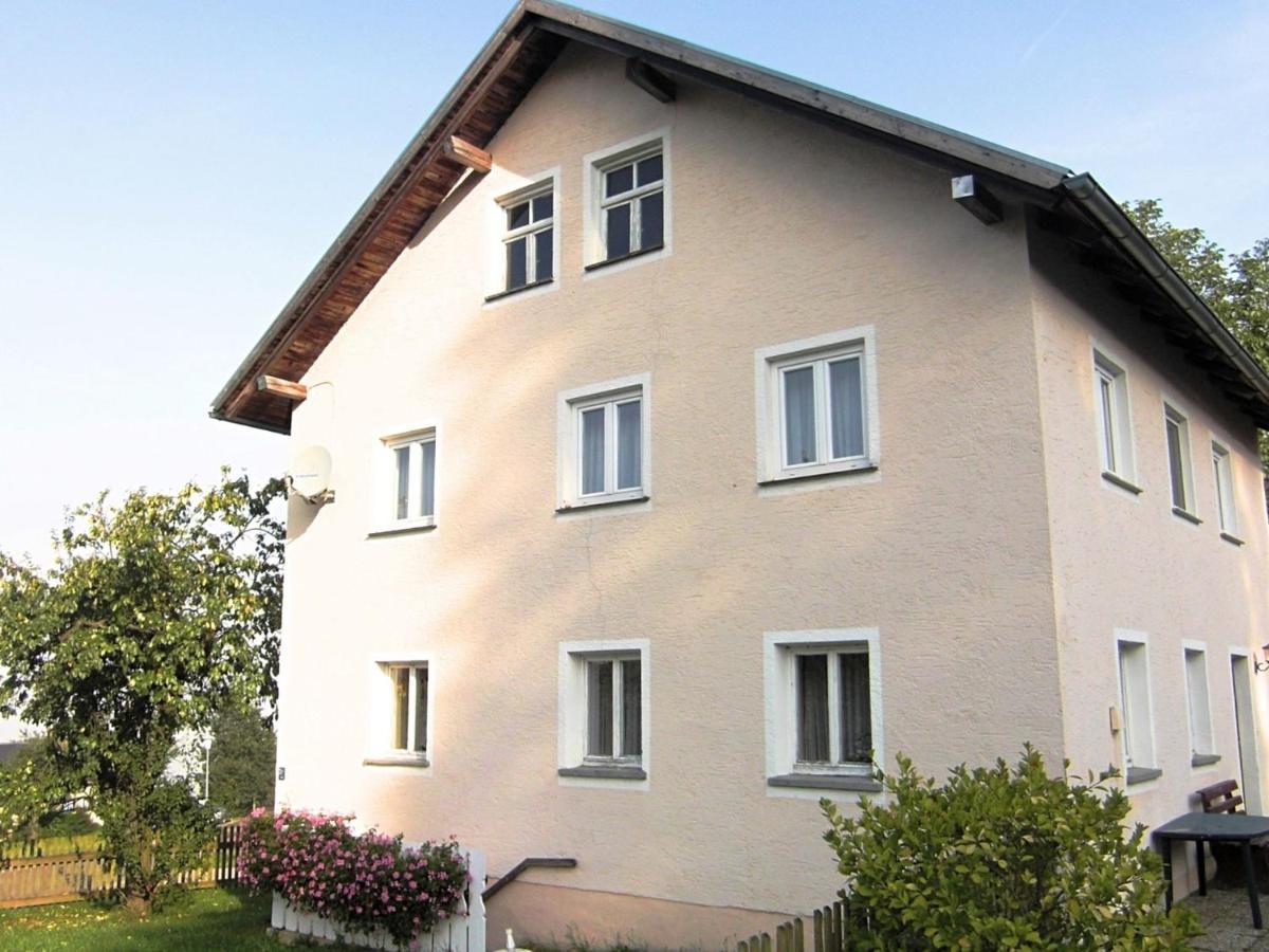 Holiday Home With Garden Near The Forest Arnschwang ภายนอก รูปภาพ